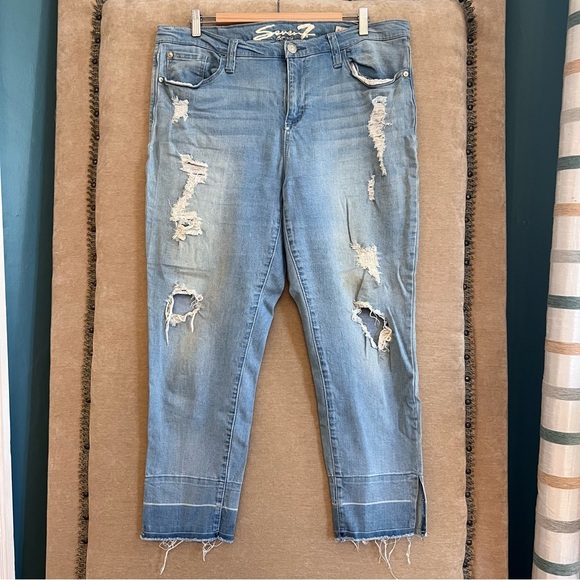 SEVEN7 Distressed Destroyed Skinny Plus Size Jeans - Picture 1 of 10